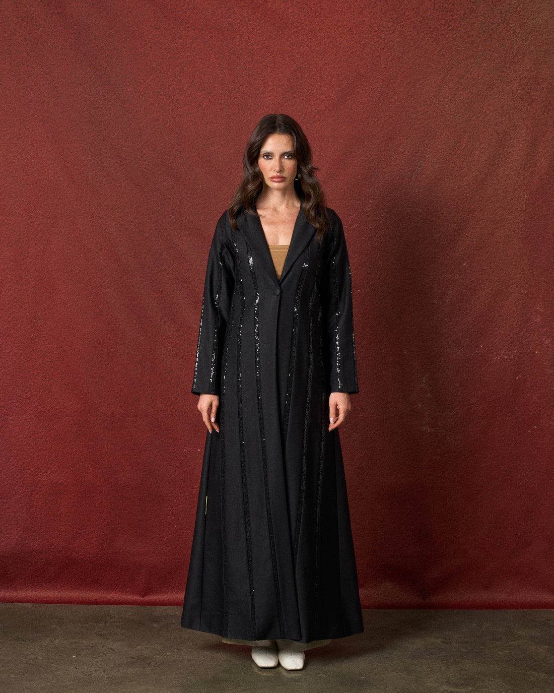 Buy online: the Lustre abaya by Le Reflet, premium quality with a luxurious silky sheen. Trending design, fast home delivery across Qatar and Doha.