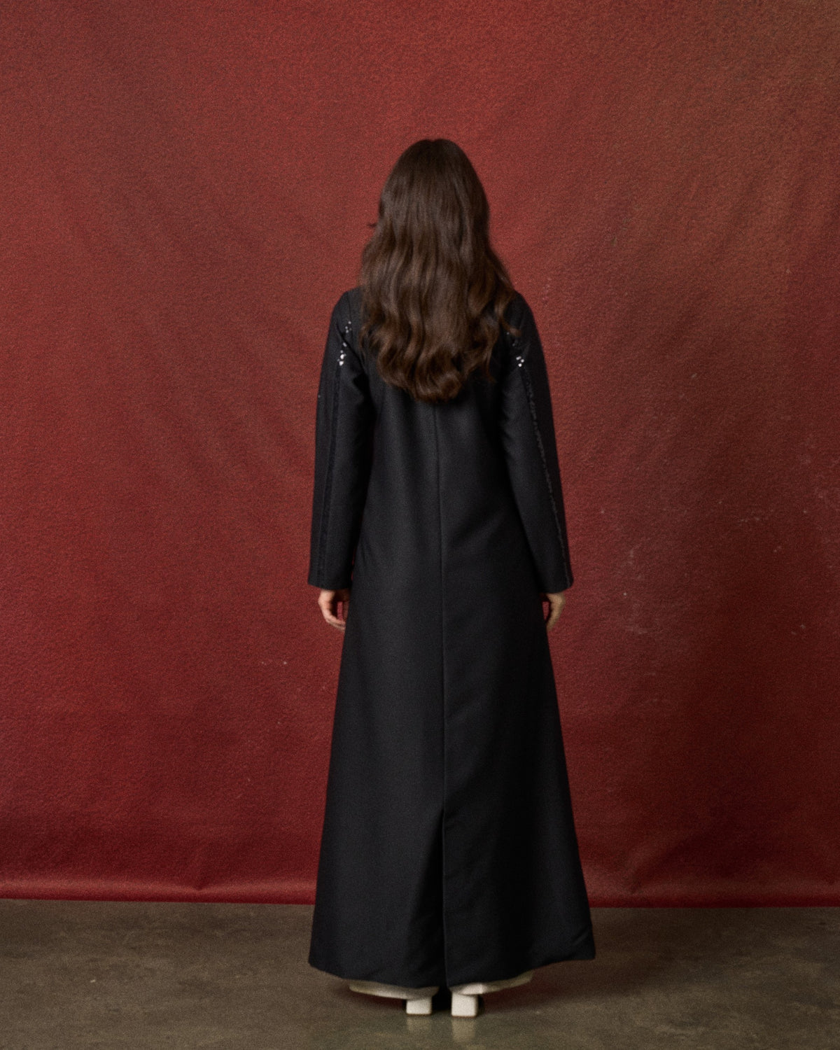 Buy online: the Lustre abaya by Le Reflet, premium quality with a luxurious silky sheen. Trending design, fast home delivery across Qatar and Doha.