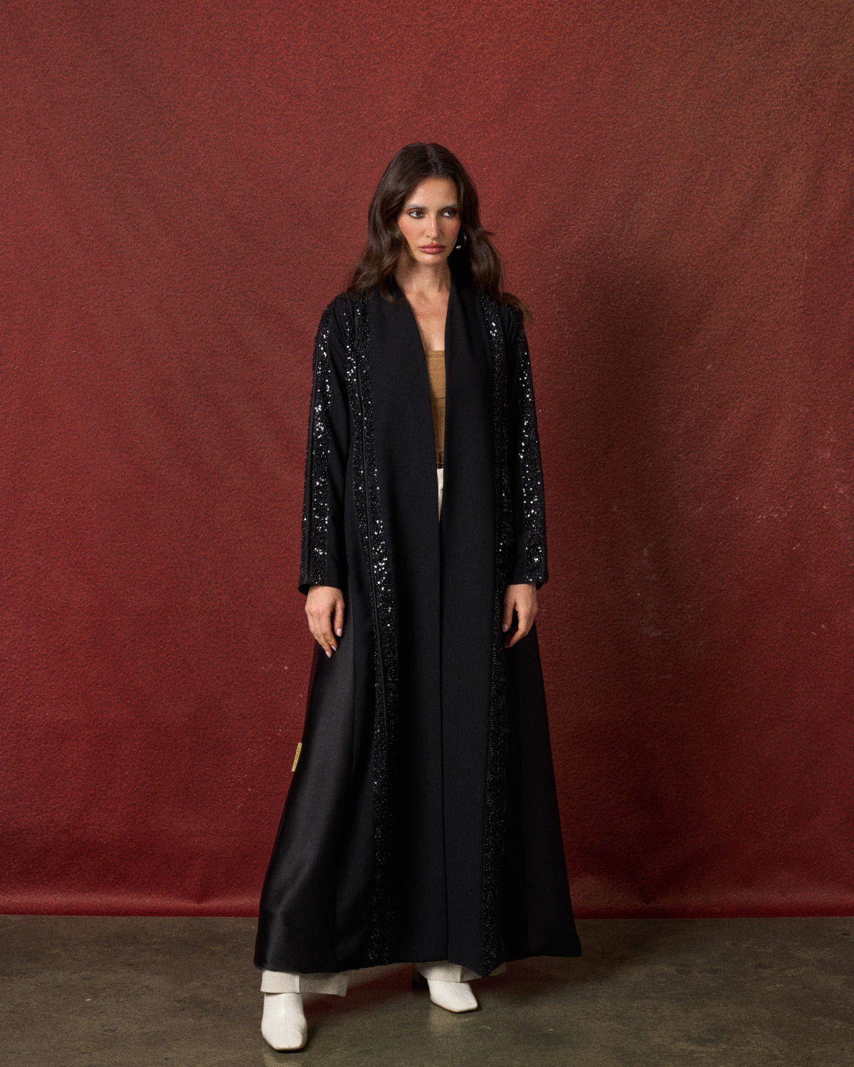 Buy online: the Stella abaya by Le Reflet, premium quality statement design. Trending design, fast home delivery across Qatar and Doha.